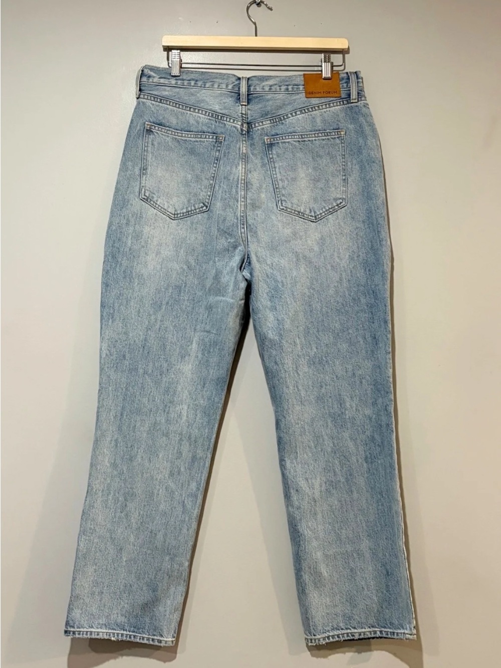 Aritzia DENIM FORUM The Joni High Rise Loose Jeans Size 32 - Picture 9 of 14